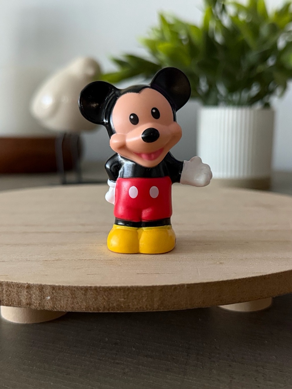 5/$20 2015 FP LP Magic of Disney Mickey & Minnie's House Mickey Figure CHX04
